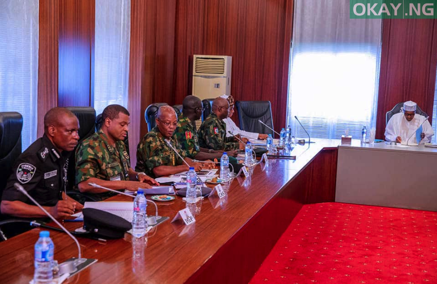 Buhari Meets With Security Chiefs In Abuja • Okay.ng