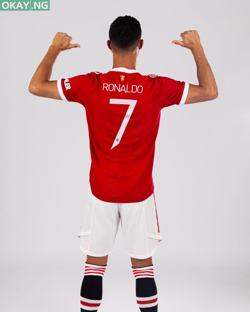 Leaked photos show Cristiano Ronaldo wearing new Man United kits