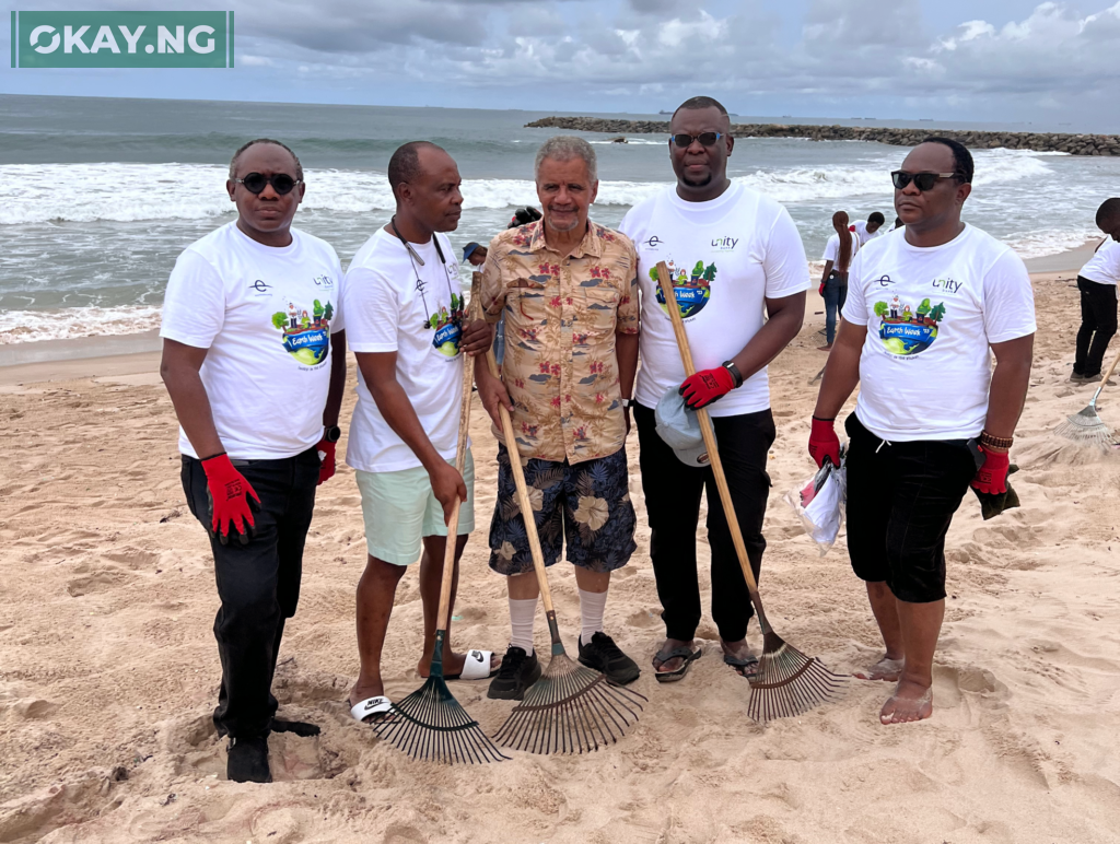 L-R: Mr. Funwa Akinmade, Group Head, Retail, SME and E-Business, Unity Bank P lc; Matthew Obiazikwor, Head, Communication and Brand Management, Unity Bank Plc; Desmond Majekodunmi, Founder, LUFASI Nature Park; Ibukun Coker, Head, Strategy Department, Unity Bank Plc; and Samuel Akinyele, Head, Business Support Department, Unity Bank Plc at the beach cleaning exercise to mark the World Earth Day 2023.