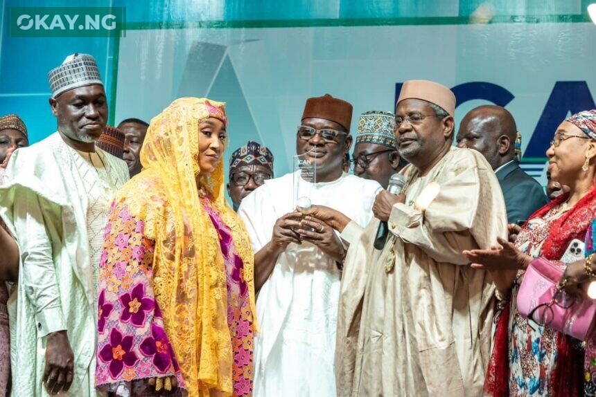 Mr. Muhammad Nami, Executive Chairman, Federal Inland Revenue Service (FIRS), receives the ICAN Merit Award from Mallam Tijani Musa Isa, President, Institute of Chartered Accountants of Nigeria (ICAN). (May 6, 2023)