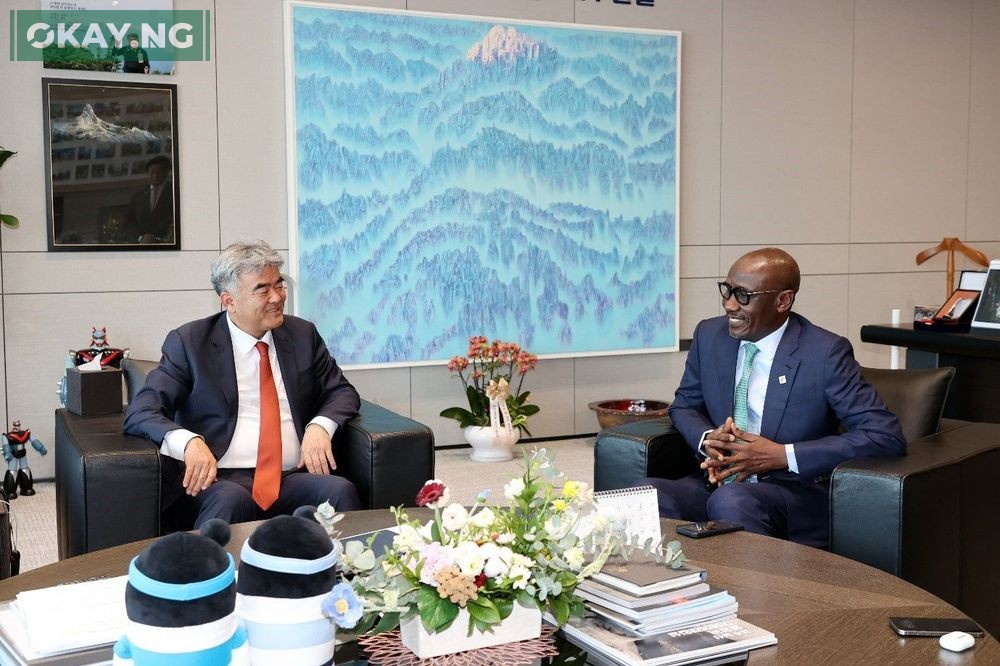 GCEO NNPC Ltd., Mele Kyari and Mr. Wonju Jung- Group Chairman Daewoo E&C