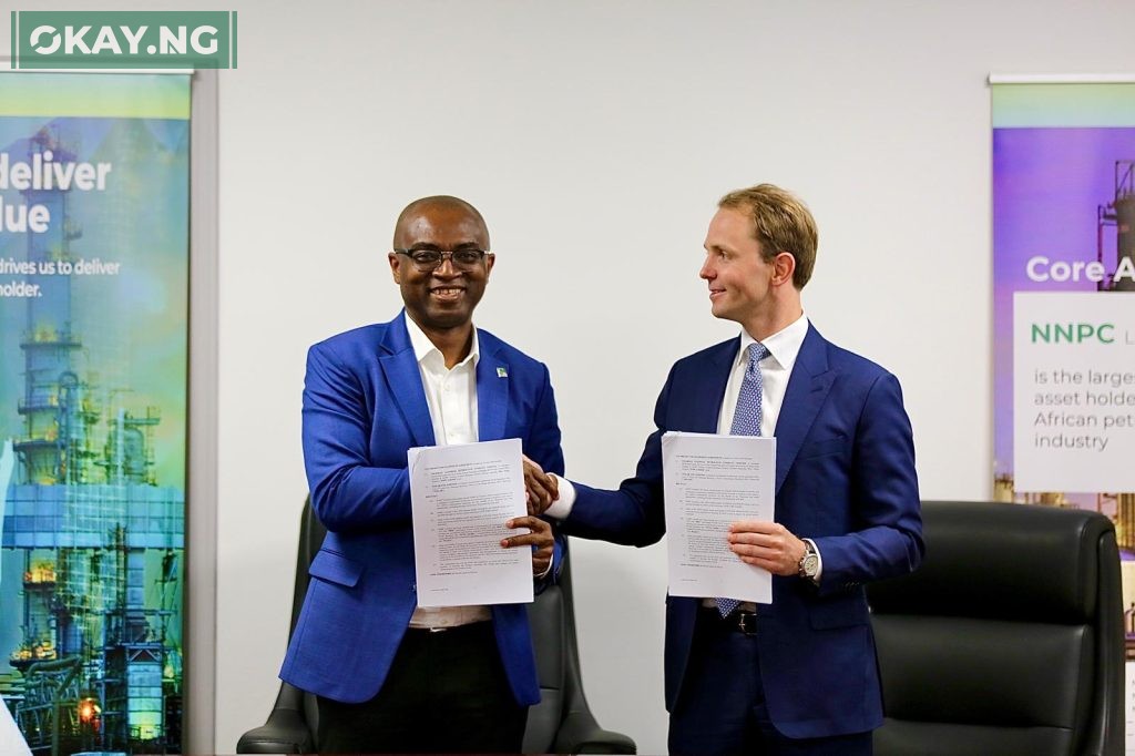 L-R: NNPC Ltd’s Executive Vice President, Gas, Power & New Energy, Mr. Olalekan Ogunleye and CEO Golar LNG Ltd, Karl Fredrik Staubo (CEO) display documents shortly after signing the Project Development Agreement (PDA) between the NNPC Ltd and Golar LNG Ltd for the deployment of a Floating Liquefied Natural Gas (LNG) offshore Niger Delta, Nigeria, on Monday.