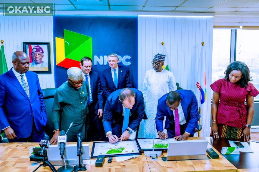 NNPC Ltd’s Chief Upstream Investment Officer, Mr. Bala Wunti (2nd from right) and Managing Director/Chief Executive, TotalEnergies Upstream Companies in Nigeria, Matthieu Bouyer (3rd from right) sign a Final Investment Decision (FID) agreement on the Ubeta Field Development Project at the NNPC Towers in Abuja. Watching keenly are the Honourable Minister of State for Petroleum Resources (Oil) Sen. Heineken Lokpobiri; Minister of State for Petroleum Resources (Gas), Rt. Hon. Ekperikpe Ekpo; GCEO NNPC Ltd, Mr. Mele Kyari; Special Adviser on Energy to the President, Olu Verheijen and Senior Vice President for Africa, Mike Sangster.