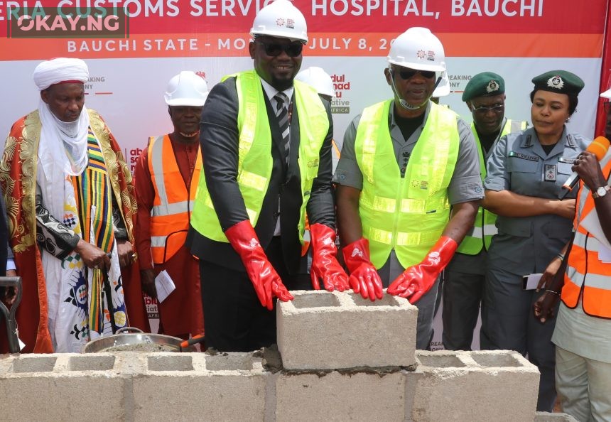 L-R: Alh. Uthman Dan jikan Bauchi, Hakimin Miri; Engr. Dayo Kolurejo, Project Contractor; Dr. Ubon Udoh, MD/CEO, ASR Africa; Bashir Adewale Adeniyi (MFR), Comptroller General, Nigeria Customs Service; ACG A. Abdulazeez, Zonal Coordinator, Bauchi/Gombe Command; and DCG MJ Nwafor at the ground breaking ceremony of the Abdul Samad Rabiu 30-BED Modern Reference Hospital for Nigeria Customs Service, Bauchi today.